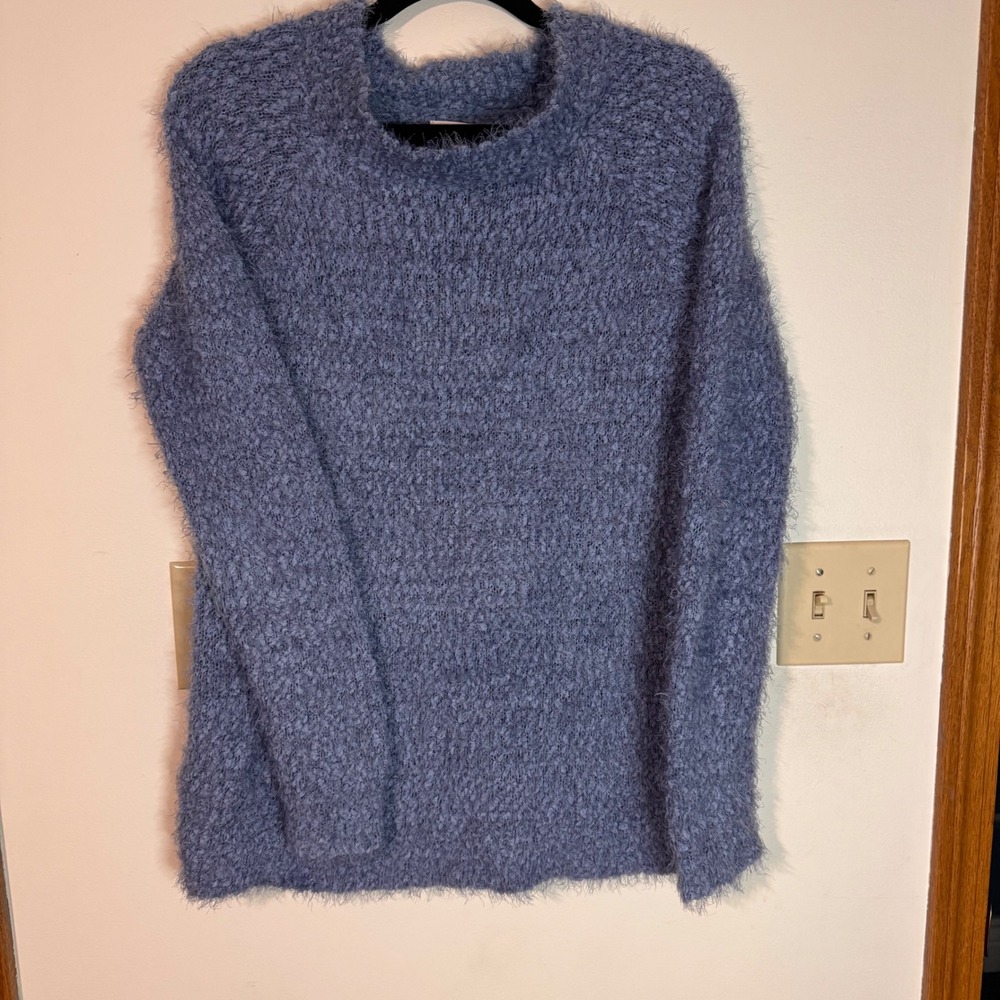 LC Lauren Conrad Blue Fuzzy‎ Knit Pullover Sweater Womens Medium